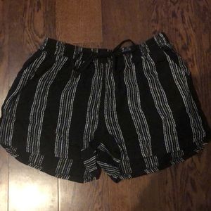 Universal Thread Shorts
